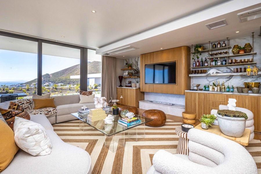 4 Bedroom Property for Sale in Fresnaye Western Cape